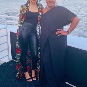 SHOW STOPPING floral lace kimono duster